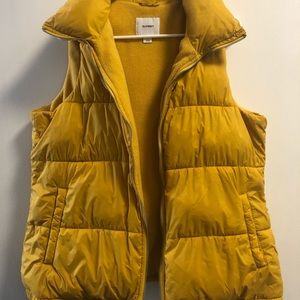 Old Navy Puff Vest